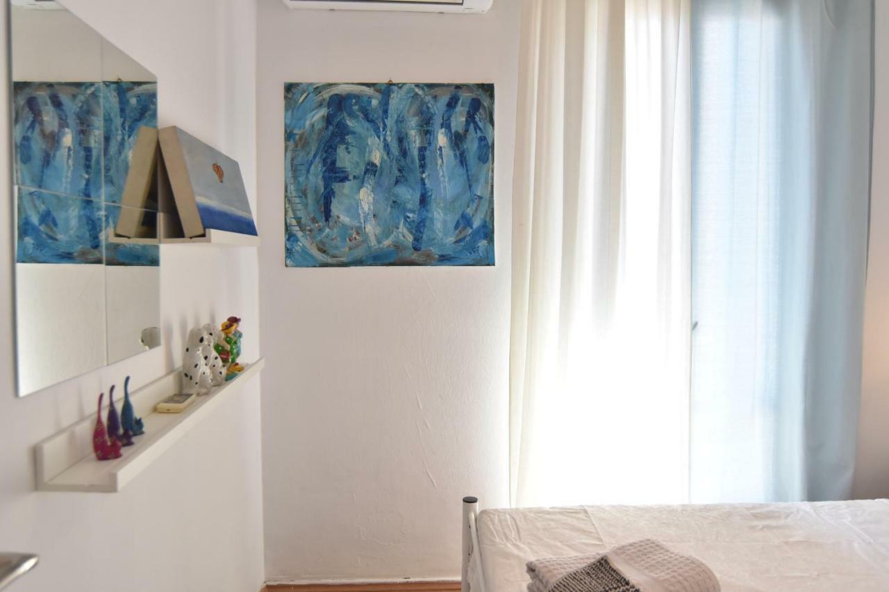 Artist'S Lovely Nest Under The Shadow Of The Parthenon Apartment Атина Екстериор снимка